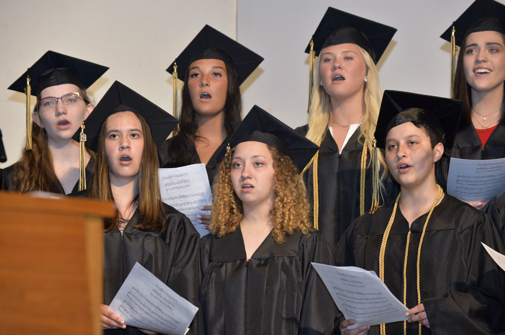052819-nws-graduates-4